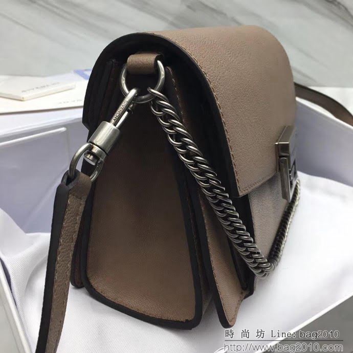 GlVENCHY紀梵希 法國代購級別 Givenchy Bag 巴黎走秀新款 中號 鏈條手提 斜挎包  tsg1250